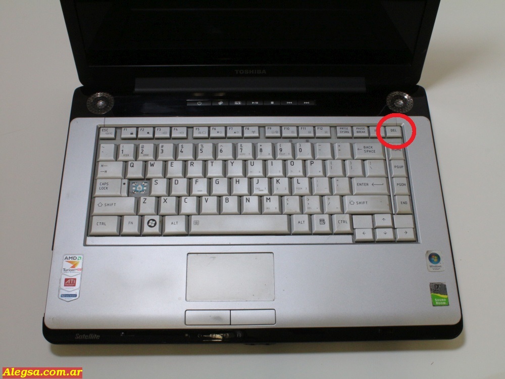 Computadora Toshiba a215