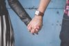 Hvordan tiltrekke seg en skorpionmann: Topp tips for å få ham til å bli forelsket i deg