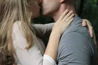 Imagen de la nota: Señales de que le gustas a un hombre Acuario: cómo actúa cuando se enamora